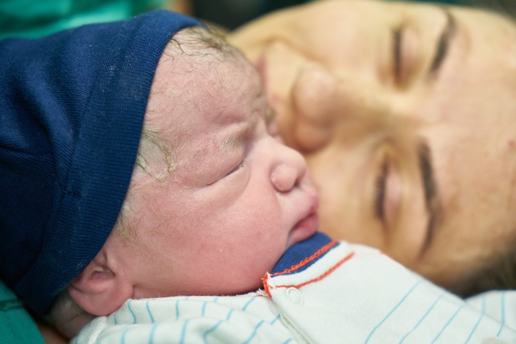 Mum and newborn 2